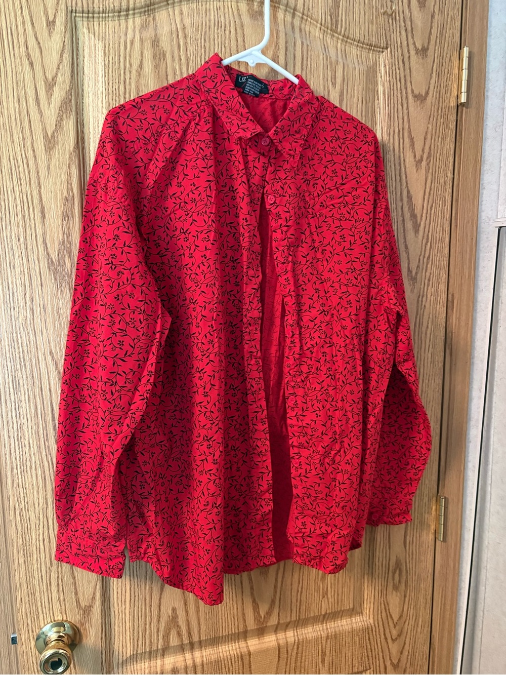 Liz Thomas Red and Black Floral Button-Down Shirt